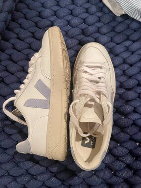 Vega Leather Sneaker
